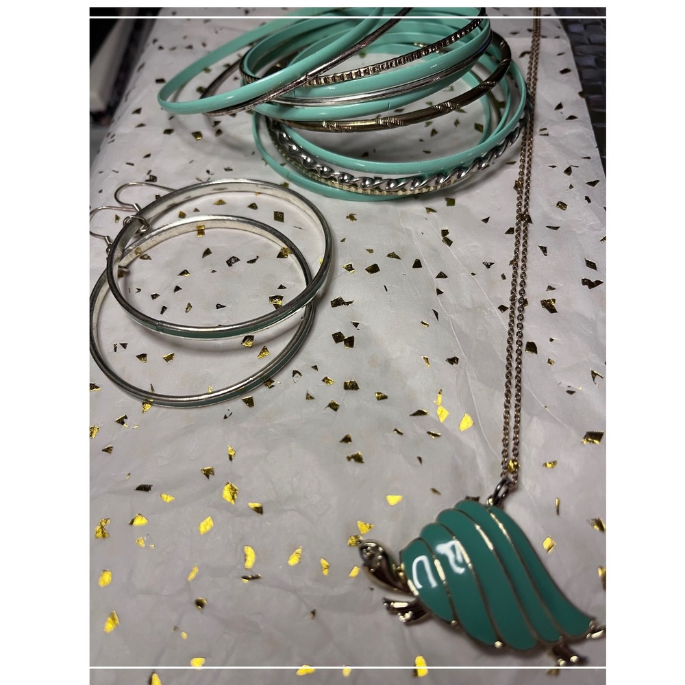 Unbranded Jewelry Set Women OS Mint Green Gold Excellent Turtle Necklace Bangles